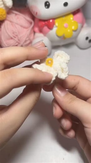 How to make myosotis's pistil 🌸💗 #crochet #babybreath #myosotis #crochetflower #gift #giftideas #flower #crochetideas #flowers #wedding #weddingflowers #diy #fyp #weddingbouquet #Boutique #bouquet #bouquetofflowers #floral #bouquetwedding #crochetrose #reels #crochetwedding | Crochet Nature