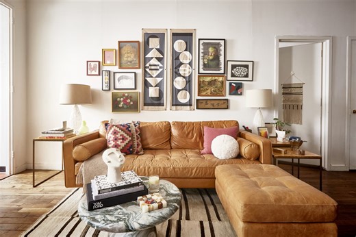 The Surprising Rule Designers Have for Buying a Living Room Sofa