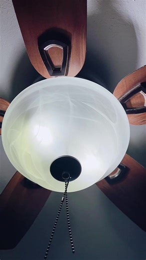 How to Disassemble and Clean a Ceiling Fan Light Cover