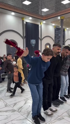 DOSTLUK HALAY (@halay_dunyasi2) adlı kullanıcının orijinal ses - DOSTLUK HALAY ile oluşturduğu videoları