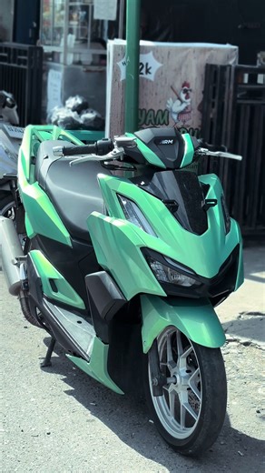 Loock Ride With style😎 @pmauto.official @Baby_VARMAK🤍💚 #CapCut #sumbartiktok #vario160modifikasi #fypシ゚viral