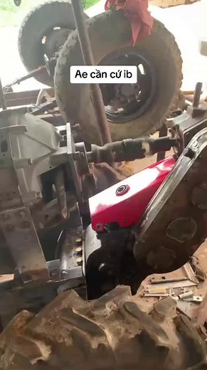 Industrial Machine Repair Techniques in Workshop