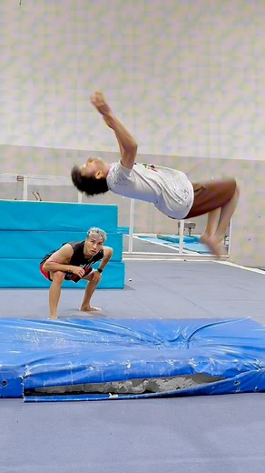 3.9M views · 42K reactions | Backflip Tutorial  #acrobatics #capoeira #gymnast #parkour #Olympics | Alex Destreza | Facebook