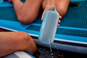 Este altavoz Bluetooth de Bose te acompañará hasta dentro del agua para escuchar tus canciones favoritas este verano