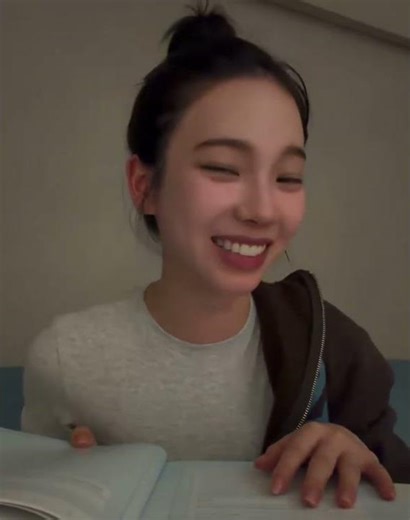 KARINA WAS ON LIVE AND SHOTARO WAS ABOUT TO WALK IN😭 #에스파 #kpop #karinaaespa #aespa #카리나