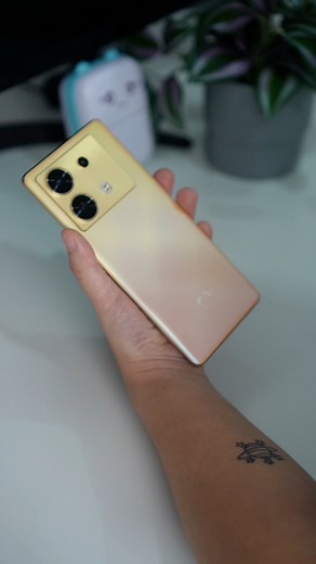 66K views · 723 reactions | All eyes on Infinix ZERO 30 5G! #infinix #infinixzero305g #techph #techreviewph | Unbox | Facebook