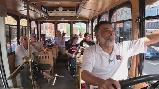 NC trolley tour brings Mayberry to life for visitors