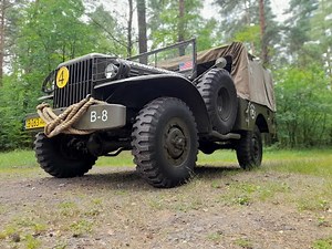 Dodge WC 51...mechanics..:)