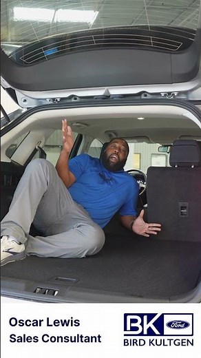 2022 Ford Edge SE Cargo Space