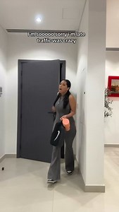 179K views · 1.9K reactions | Je suis toujours en retard pour le sport  Promis, c’est pas ma faute… c’est à cause des bouchons!! sorry @coach_mamad | Booshra | Facebook