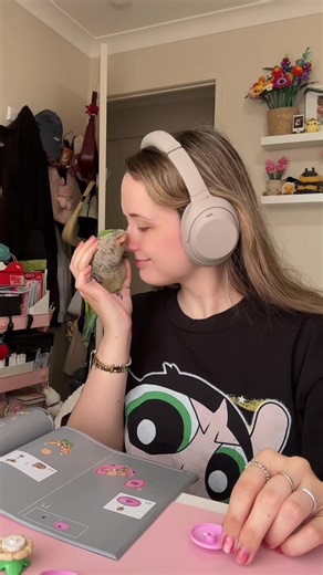 Building LEGO with a Parrot: A Unique Adventure