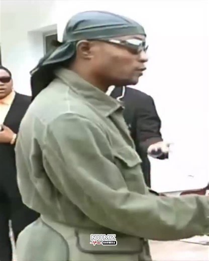 Fally Ipupa Vocals in Koffi Olomide’s Arche de Noé song ft Felly Tyson in 2000 Welcome to Rhumba, lingala and ndombolo experience at Vibanda village upperhill on Saturday 22 November Limited Early Bird Tickets 500/- At the Gate 1000/- Buy your Ticket via till 3438332 Or at jazakiti via this link https://jazakiti.com/events/rhumba-lingala-na-nyama-experience | Dj NUMZ 254