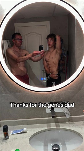 Video inspiration from the goat @jacob, maybe I will get shredded as you one day🤞 #lean #redukcja #abs
