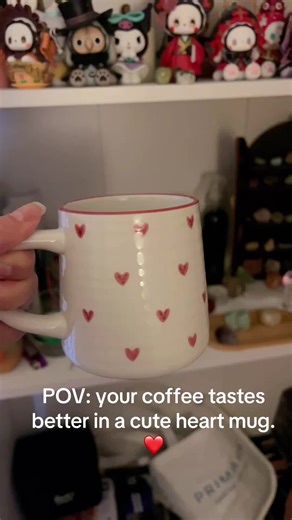 Cute ceramic coffee mug with a small heart pattern — perfect for coffee, tea or hot chocolate and a lovely addition to your kitchen or desk. ❤️ #CoffeeMug #HeartMug #CuteKitchen #CoffeeAesthetic #HomeDecor