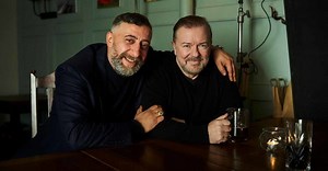 „German Genius“ Staffel 2: Wird die Comedy-Serie mit Kida Ramadan und Ricky Gervais fortgesetzt?