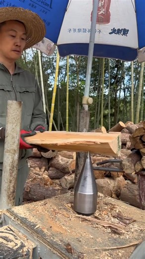 Wood Splitting Techniques for Every Woodworker