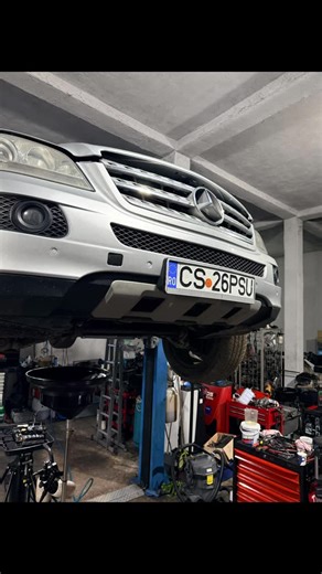 Reparații Cutii Automate Caransebeș on Instagram: "W164 inlocuire TCU Gen 3, programat pe masa Aici am expus una alta despre transmisia 722. Sa “sara” mesajele de la “experti” #MercedesBenz"