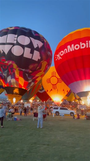 18K views · 509 reactions | A Balloon Glow all burn -- when all the balloons fire their burners and light up at the same time – one of many magical moments during #BalloonFiesta. The Balloon Glows, followed by the fireworks displays, are among Balloon Fiesta's most popular events. Balloon Fiesta launched its first Balloon Glow, the world's biggest, in 1987. | Albuquerque International Balloon Fiesta | Facebook