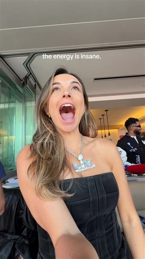 Singing in Public: Pierson Wodzynski at Rock 'n' Roll Marathon