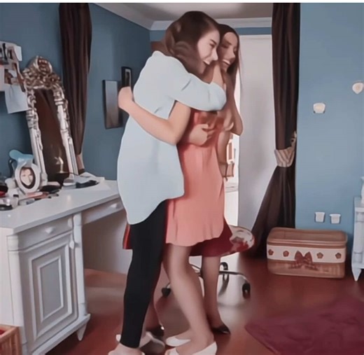 Girls Power 🫶🏻💕 #kirazmevsimi #öykü #burcu #sibel #özgegürel #nihalışıksaçan #fatmatoptaş #kesfet #fyp #fypシ゚