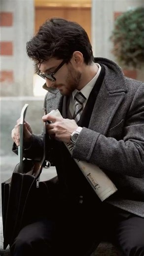 Classic Design Leather Briefcase - The Magus | Time Resistance
