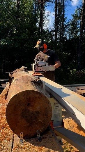 I thought this maple log would just be spalted… but the slabs had BRIGHT red streaks running through them 🤯. Spalting alone makes wood beautiful, but add in red veins and it becomes a once-in-a-lifetime slab. Woodworkers, have you ever seen anything like this? Trash log on the outside, pure treasure inside. What would YOU build with these spalted maple slabs?! Woodworkers and Sawyers, please consider protecting your lungs if you otherwise done! I protect mine with RZ Mask. By far the best dust 