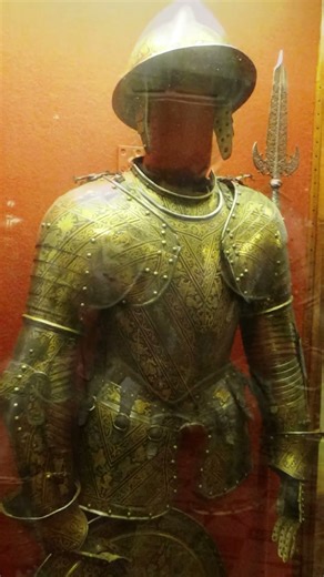 Spanish and Italian armor, helmets & shields from the Hermitage Museum #spain #italy
