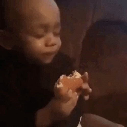 my dad ordered a spicy chicken sandwich for me and now i can't get out of my head that i will be eating my grandchild 😭😭 this is netjj's fault 🫵🏻
