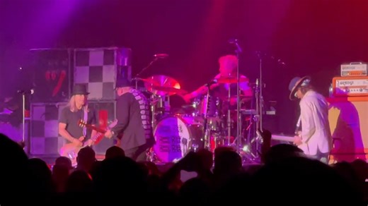 Cheap Trick - I Want You to Want Me - September 4, 2021 | Legendary Concerts