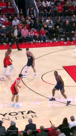 Steven Adams Shines in Close Rockets Victory