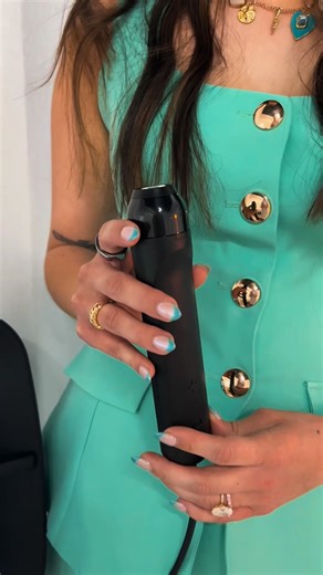 The Glo2 Facial exfoliates, oxygenates, infuses, and detoxifies, leaving your skin smoother, brighter, and totally radiant. 🫧 This is for girls who don’t like to wait to see results. The glow is immediate for this one! DM to book your appointment or hit the link in bio! #licensedaesthetician #resultsdriven #correctiveskincare #panamacitybeach #pcbfl #floridaesthetician #skincare #facereality #glymedplus #factorfive #anfisa #skincaretips #skincareadvice #acnetips #antiaging #aesthetics #tiktoktr