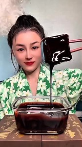 Overload Dark Chocolate Syrup Chocolate Fudge | Xiaxia Asmr | Xiaxia Asmr