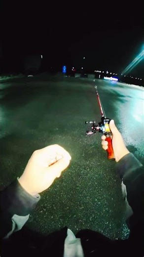 Slippery Backhand Micro-Lure | POV 🎣💦 #reeffun