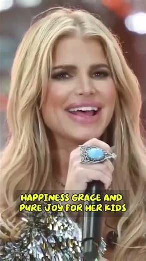 Jessica Simpson Shares Sweet Holiday Moment With Her Kids | InsiderUS