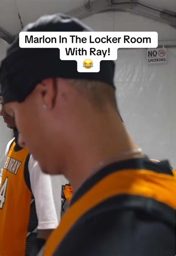 Marlon In The Locker Room With Ray! 😂 #marlon #rayasianboy #twitch #fyp