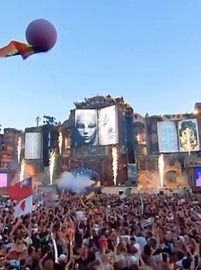 51K views · 534 shares | Have you ever been mellow?  Nothing but happy vibes with W&W on the #Tomorrowland mainstage last summer!  | Tomorrowland Lovers | Facebook