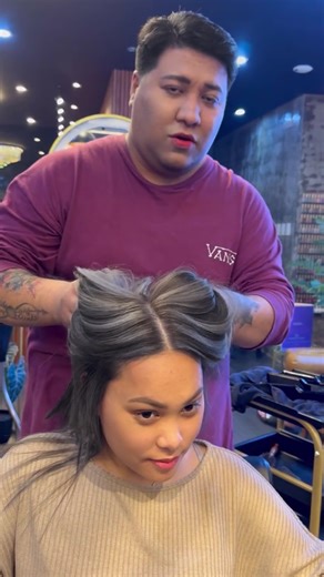 Stunning Two-Tone Hair Color Transformation