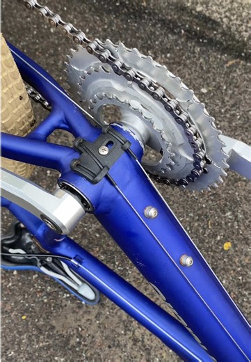 Old MTB glow-up again! Check out all my bike restoration videos on my YouTube channel (link in bio) #mtb #vintagebike #retrobike #90smtb #bikebuild #bikeservice #bikerestoration #bikerepair #restoration #bikemaintenance