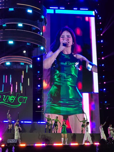 Mashup Đong Nhi Đầy Ký Ức