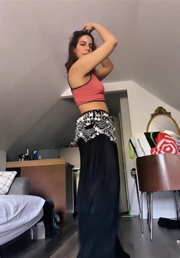 Transforming into a Belly Dance Expert Like Oxana Bazaeva