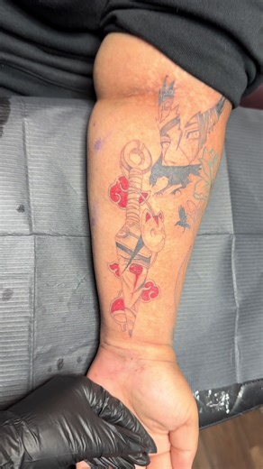 Super cool Itachi Uchiha tattoos I got to do this is our first session. We are adding more color next session with more crows. Stay tuned. ✨ message me or message me on my Instagram 🖤 ##tattoo##tattooartist##morgnatonnc##itachi##itachiuchiha