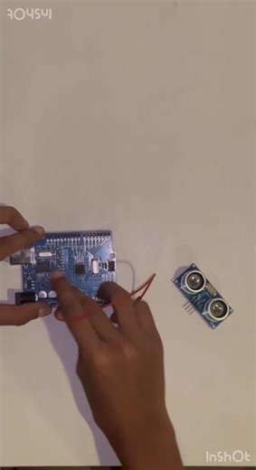 Automatic Waste Bin With Arduino UNO