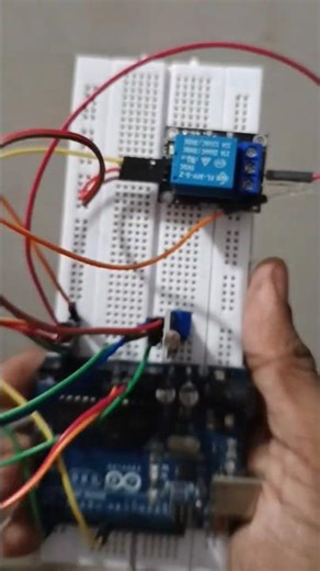 Arduino Automatic Light ON OFF 💡 | LDR Sensor + Relay | #Shorts #arduino #esp32