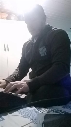 Gravity - Coldplay cover #Coldplay #GravityCover #Gravity #GravityColdplay #GravityColdplayCover #ChrisMartinVoice #JonnyBucklandKeys #GuyBerrymanBass #WillChampionDrums #KeyboardMagic #VocalTalent #MusicIsLife #TikTokMusic #CoverSong #Piano