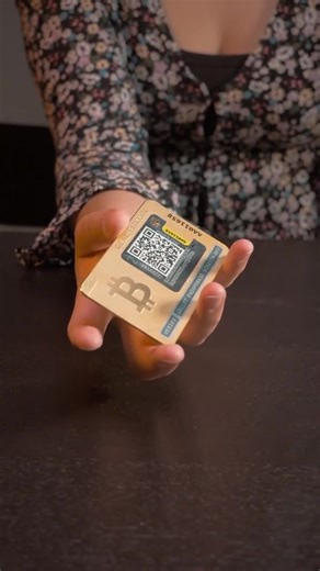 Keep it REAL with our REAL Series wallets that keep your cryptocurrencies safe and secure 🔒 Not to mention how stylish these REAL Series wallets look 😎 Tap the link in our bio to get your own Ballet Crypto Wallet today! #bitcoin #bitcoinnews #cryptocurrency #crypto #balletwallets