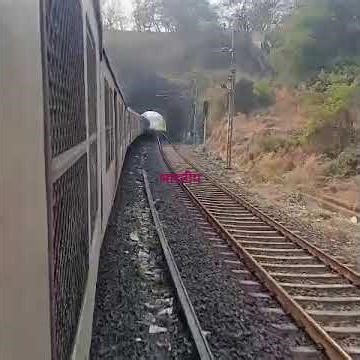 Train of mumbai #localtrain #youtubeshorts #railwaycontent #love #trendingshorts #trending #mumbai