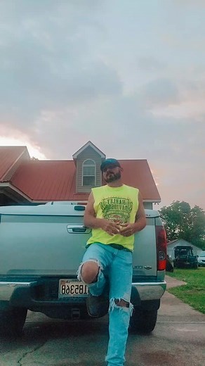 jake (@jake.statefarm.24)’s videos with original sound - Country Central