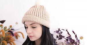 Bonnet en laine au tricotin