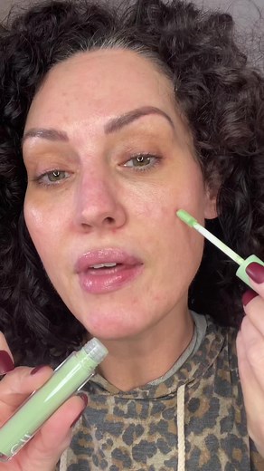 Ultimate Guide to Color Correcting Makeup: Tips & Tricks