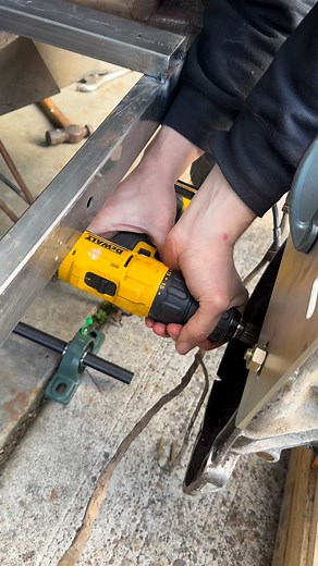 Electric mini truck. #dewalt #minitruck #daihatsu | The Barn Brothers